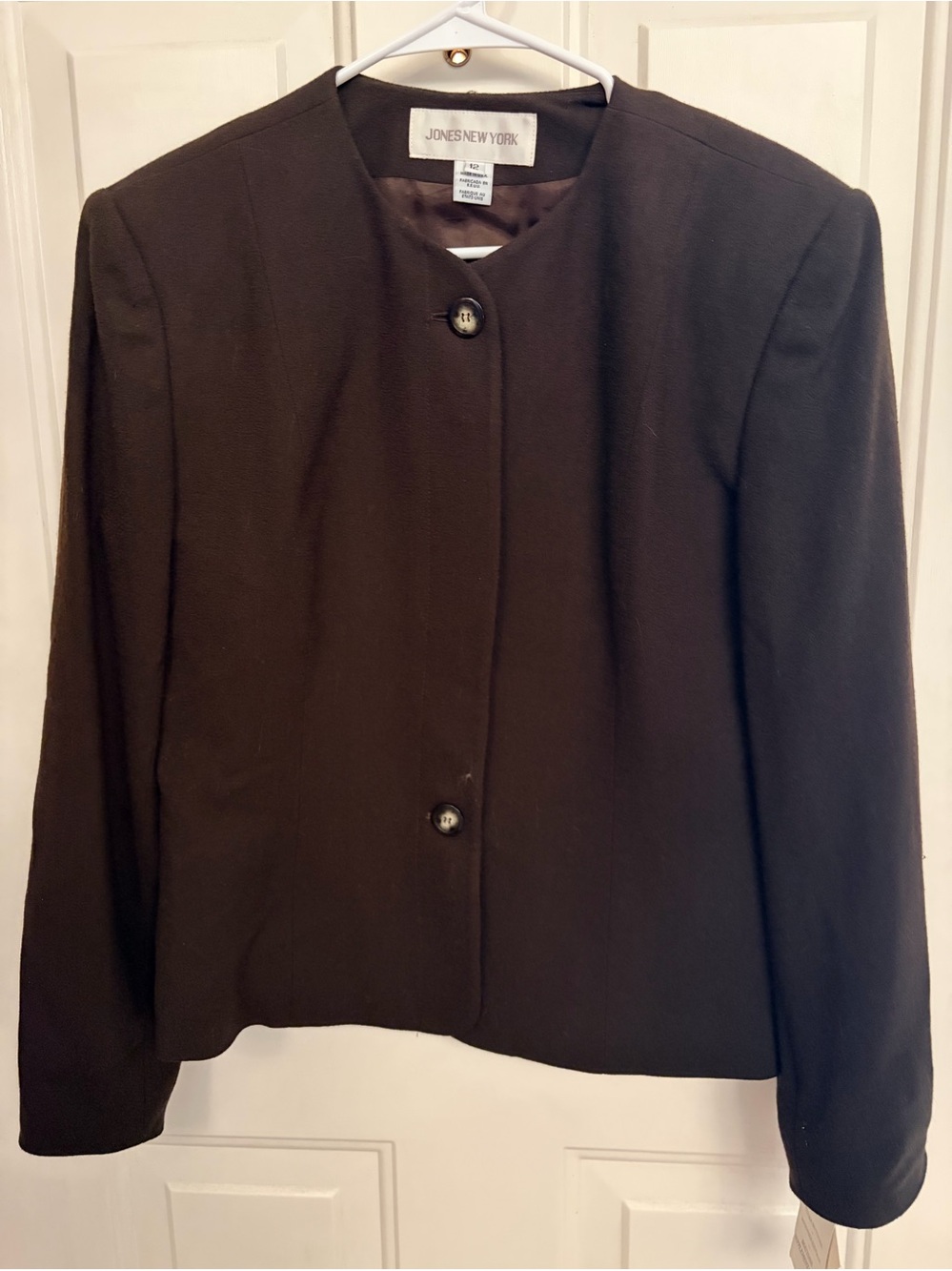 VTG Jones New York Women's Black Collarless Button Jacket